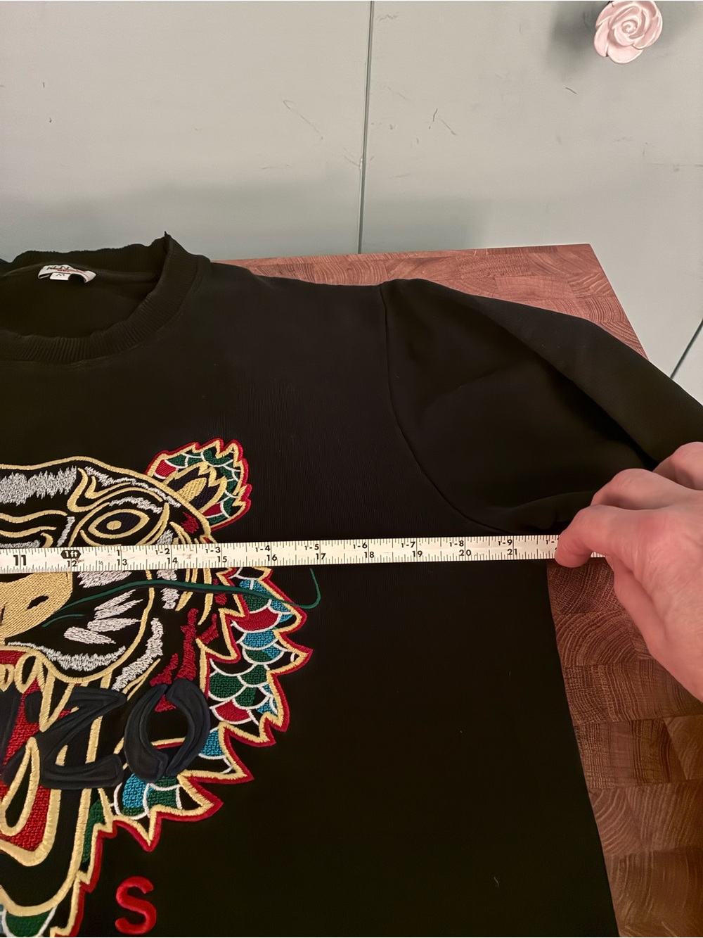 Kenzo Black Sweatshirt with Multicolor Embroidered Tiger - Picture 2 of 6